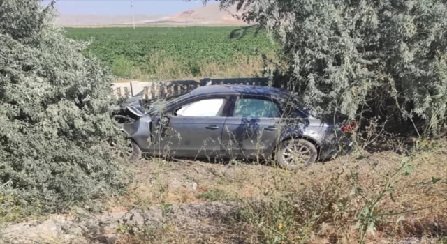 Konya’da tırla çarpışan otomobilin sürücüsü öldü
