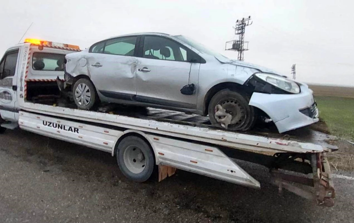 Konya’nın Kulu ilçesinde otomobil takla attı, sürücü yaralandı