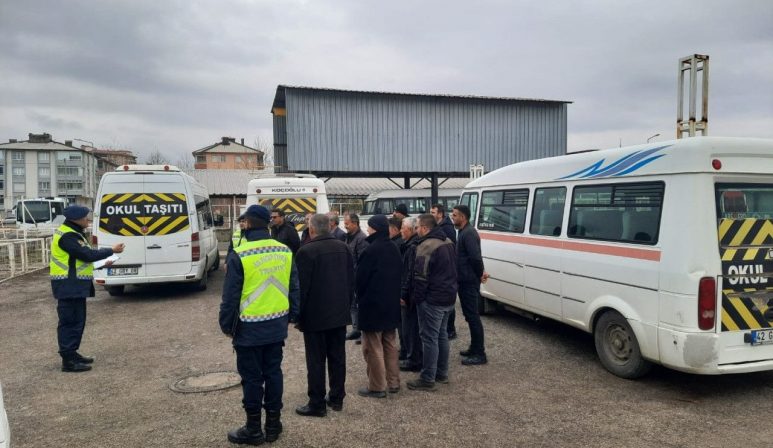Seydişehir’de Okul Servisi Şoförlerine Güvenli Trafik Eğitimi Verildi