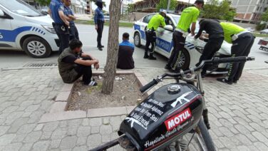Konya’da Plakasız Motosiklet Kovalamacası: İlginç Detaylar Ortaya Çıktı!