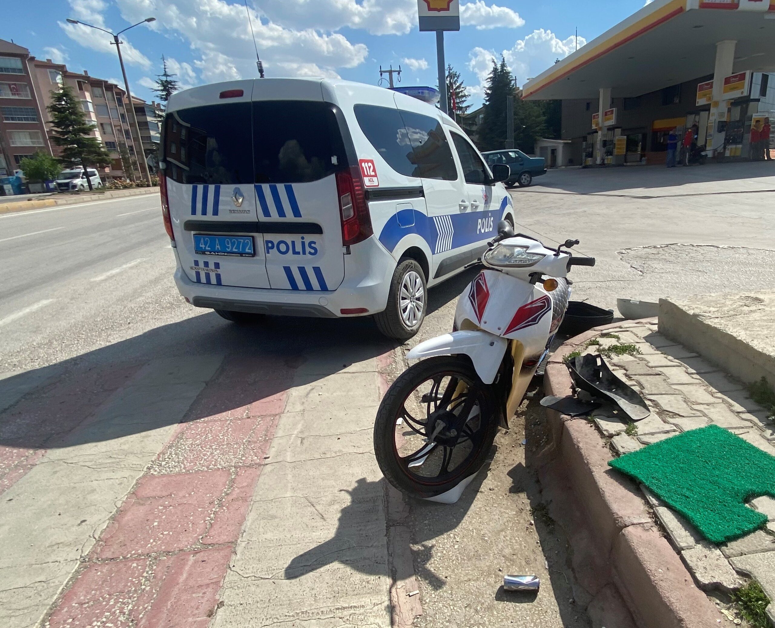 Konya’nın Kulu İlçesinde Otomobil ile Motosiklet Kaza Yaptı: Bir Yaralı