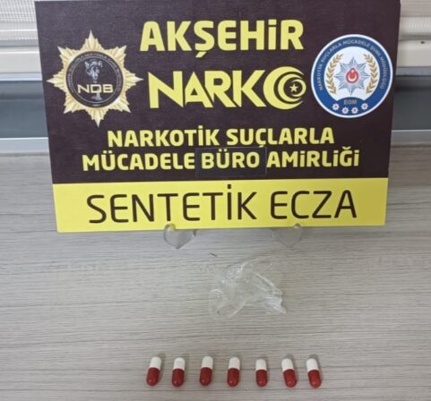Konya’da Araçta Uyuşturucu Kullanan İki Şahıs Yakalandı