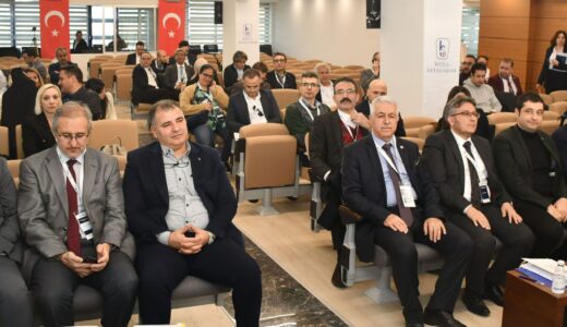 Konya’da Ekonomi Çalıştayı: Sanayi, Tarım ve Hizmet Sektörlerinin Sorunları Masaya Yatırıldı