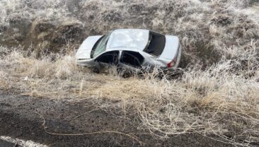 Konya Kulu’da Sis ve Buzlanma Nedeniyle Takla Atan Otomobilde 6 Kişi Yaralandı