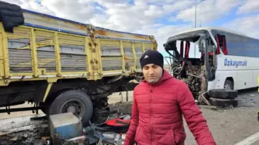 Konya’da Otobüs-Kamyon Kazası: 3 Ölü, 33 Yaralı