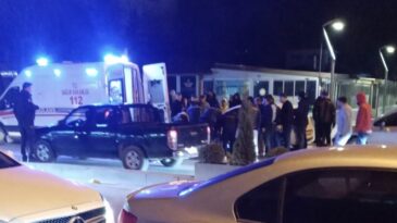 Konya’da devrilen motosikletteki 2 kişi yaralandı