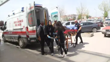 Konya’da Çiftçi ve Çocuk Yaralandı