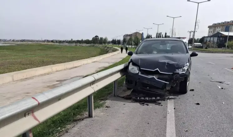 Beyşehir’de Trafik Kazası: 2 Yaralı