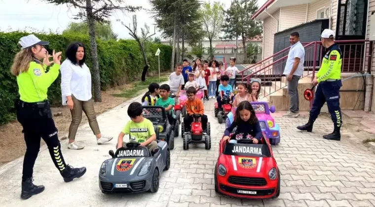 Kulu’da Anaokulu Öğrencilerine Trafik Eğitimi Verildi