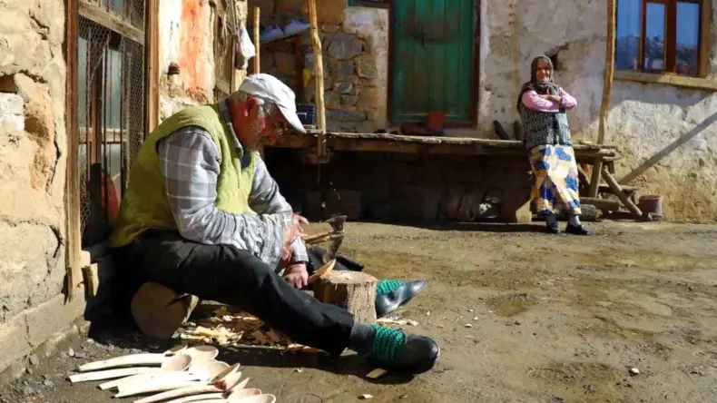 Tahta Kaşık Ustası İlyas Vurgun