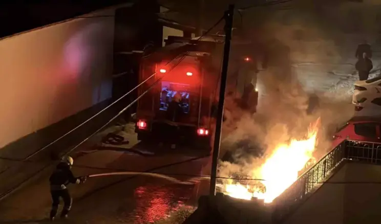 Kulu’da Park Halindeki Araçta Yangın