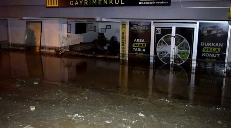 Konya’da dağlık alandan gelen sel etkili oldu
