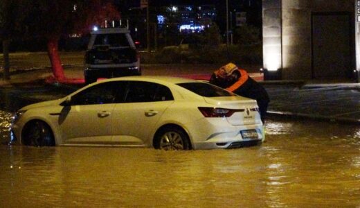 Konya’da Sağanak Yağış Taşkınlara Neden Oldu