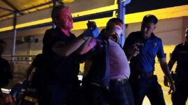 Alkollü Sürücü Yaya Alt Geçidine Uçtu